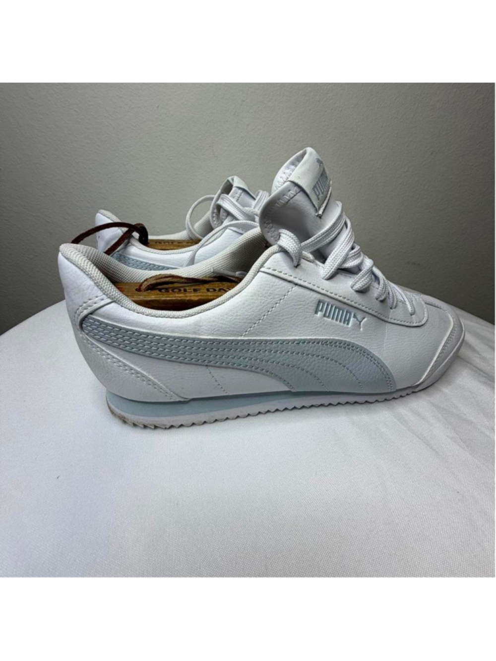 Puma white sneakers with light blue stripes #puma #athletic